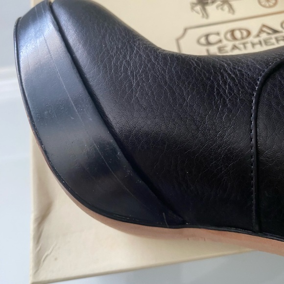 Beautiful Coach boots - Picture 7 of 9